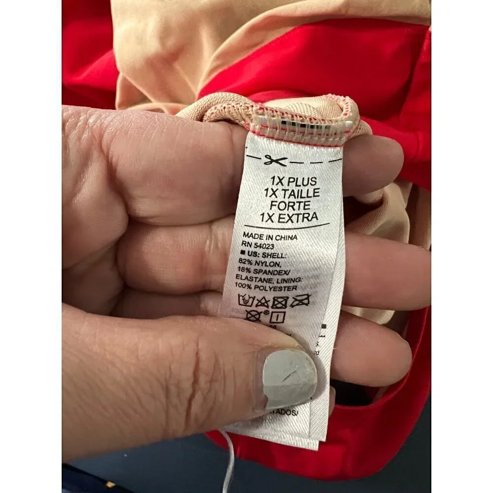 Old Navy  Red One-Piece‎ Swimsuit 1X Plus Size Beachy vacation reaort tropical